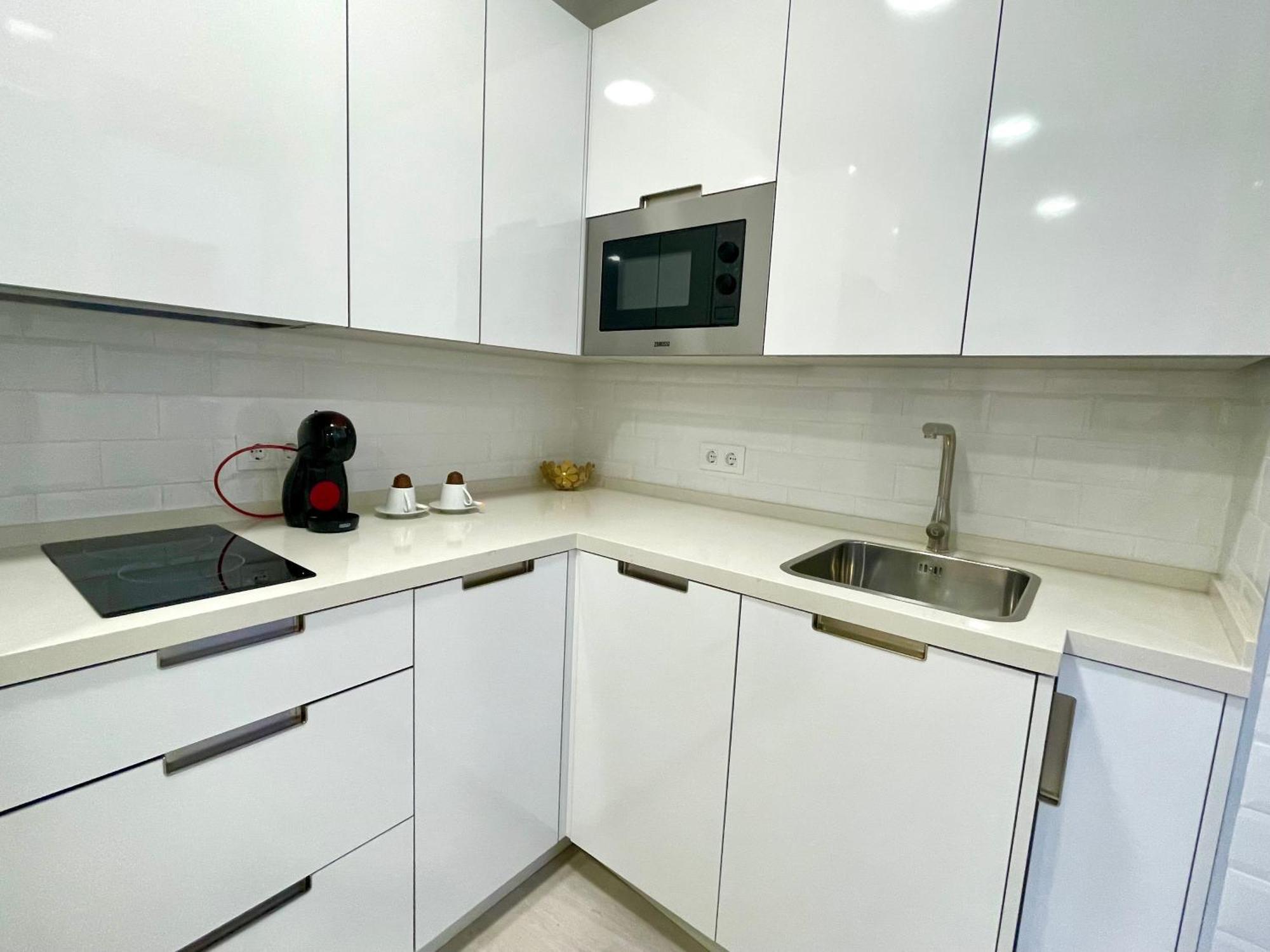 Apartment Tinte