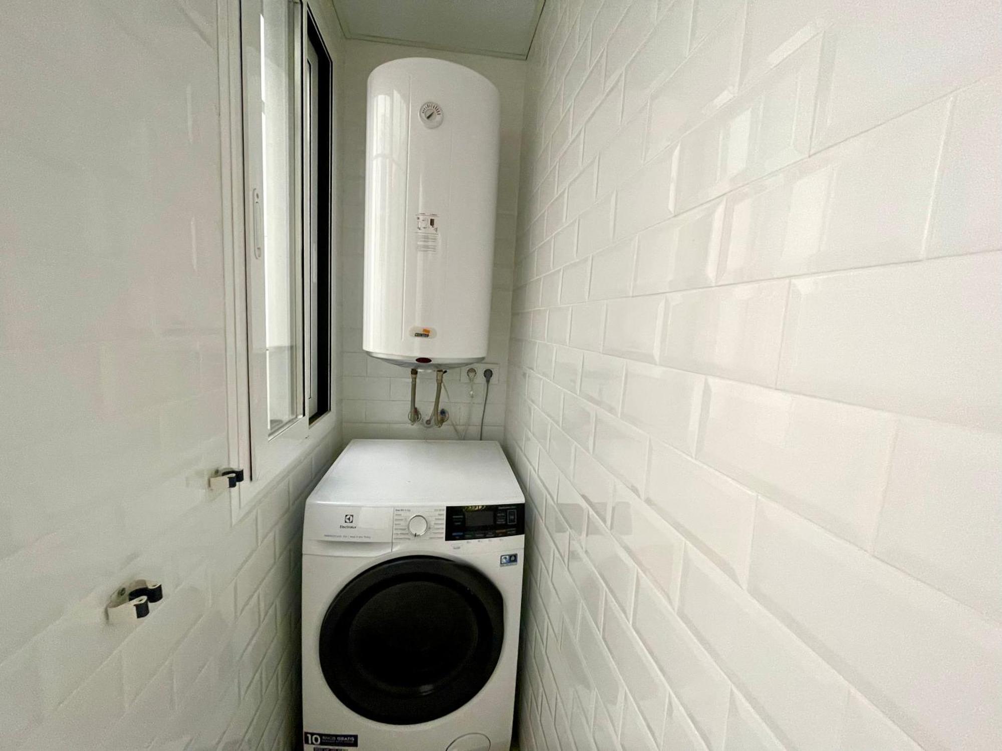 Apartment Tinte