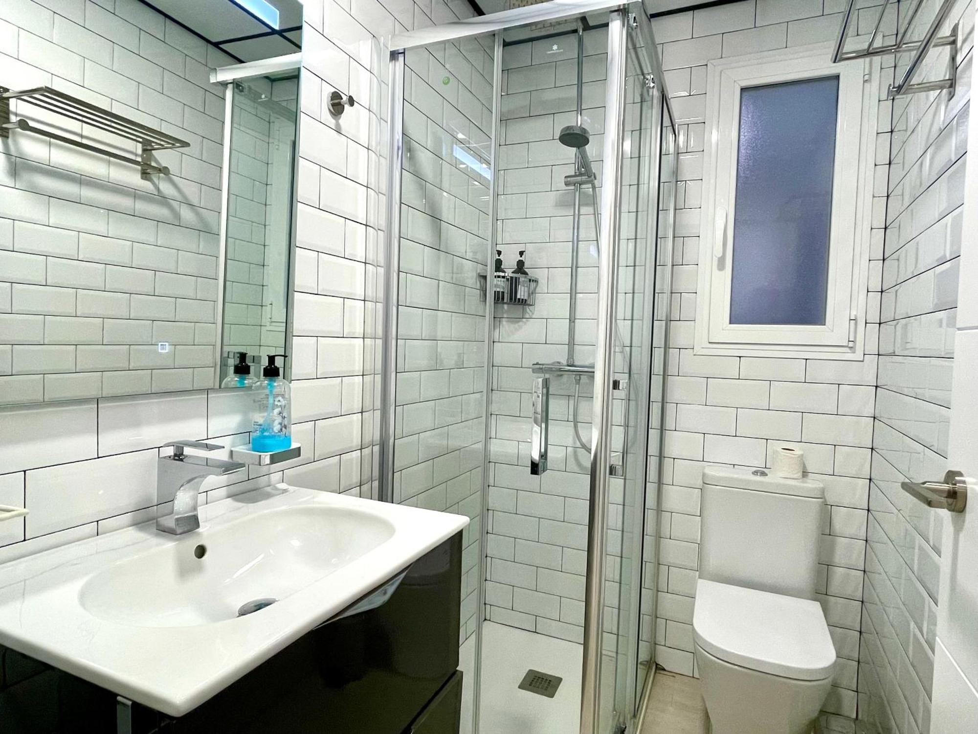 Apartment Tinte *