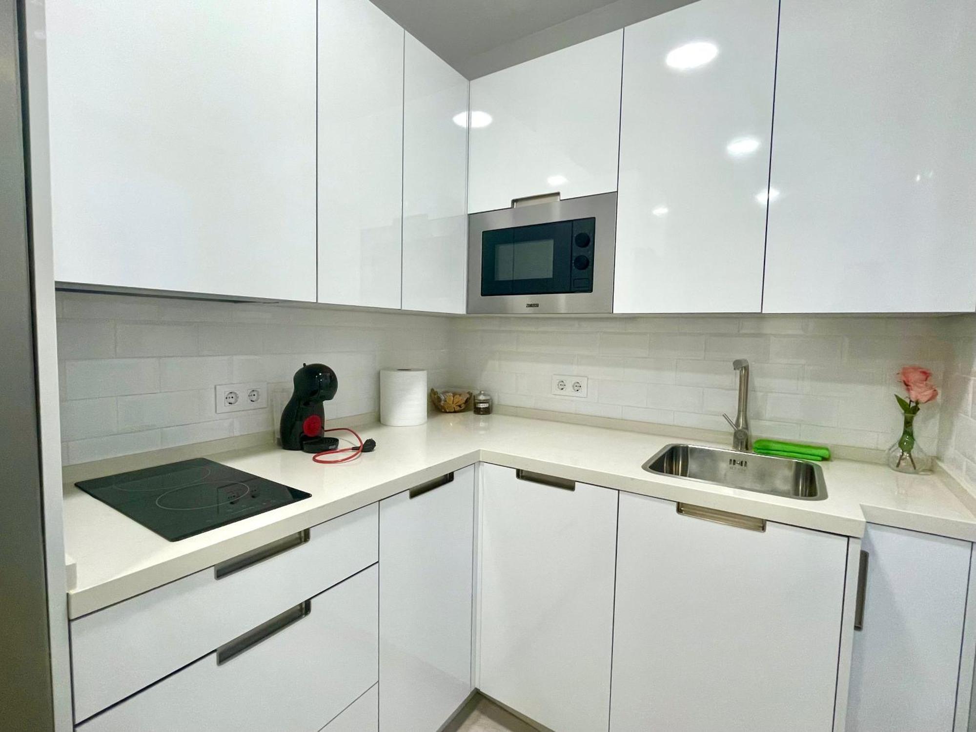 Apartment Tinte